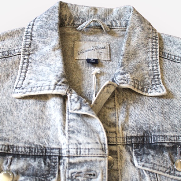 Denim Universal Threads Tiger Jacket - Picture 5 of 14